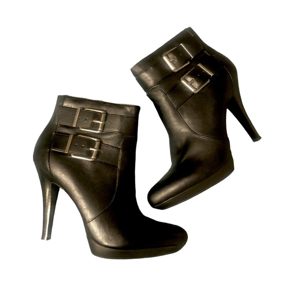 Nine West Shoes - Nine West Black Witchy Goth Stiletto Ankle Boots with Buckles size 8.5
